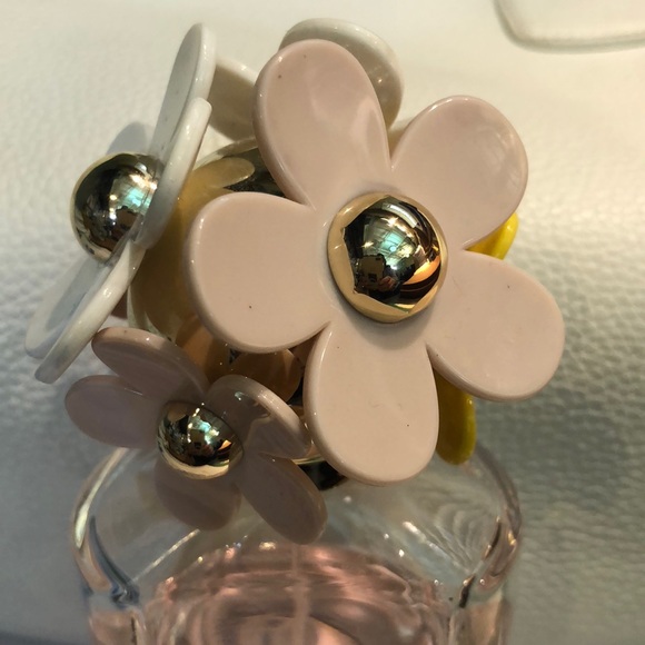 Meet your Posher, Cathy - Picture 1 of 1